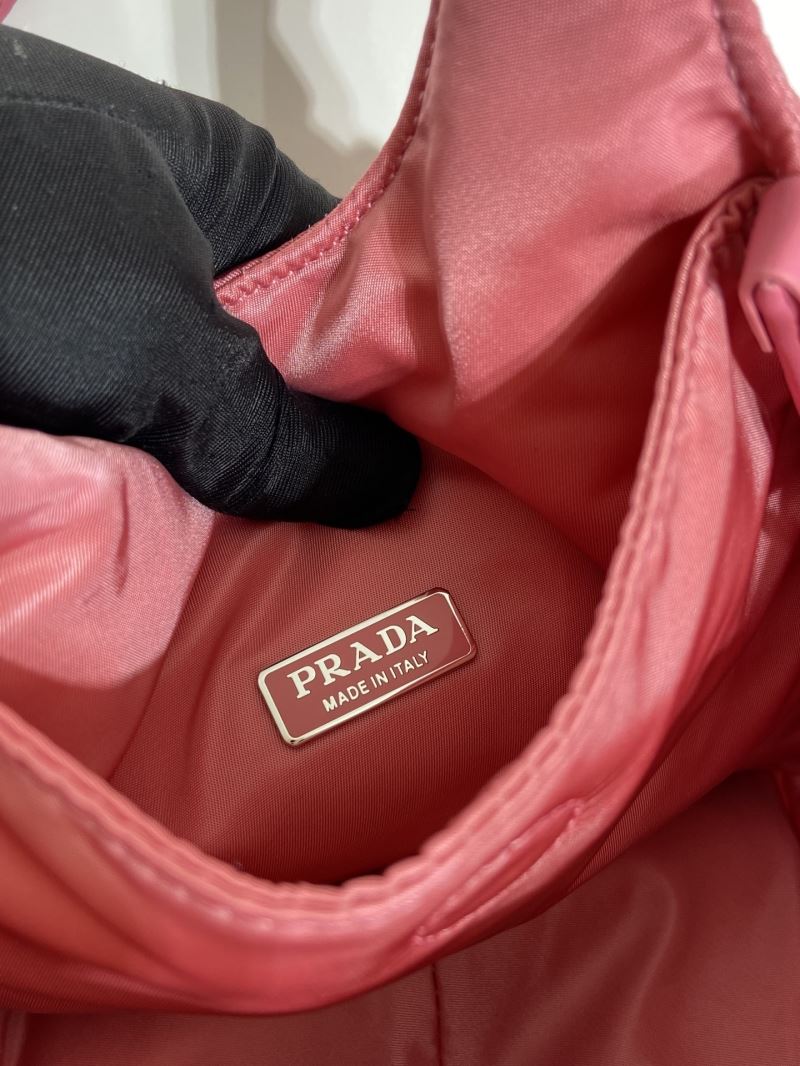 Pra*a tote bags